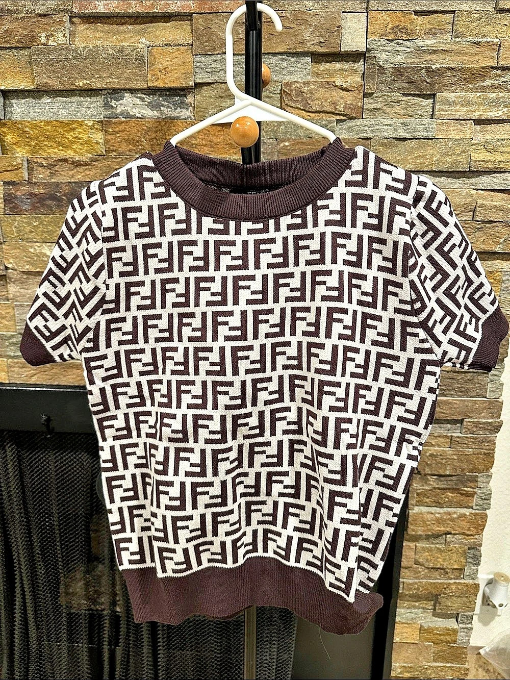 Women’s Short-Sleeved Crewneck Sweater size S